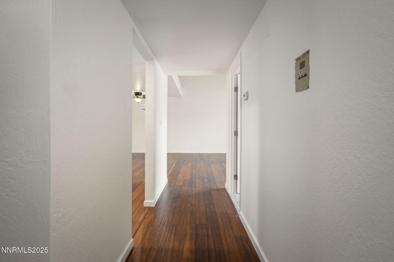 2845 Idlewild Drive, Unit 313, Reno, NV 89509 Photo