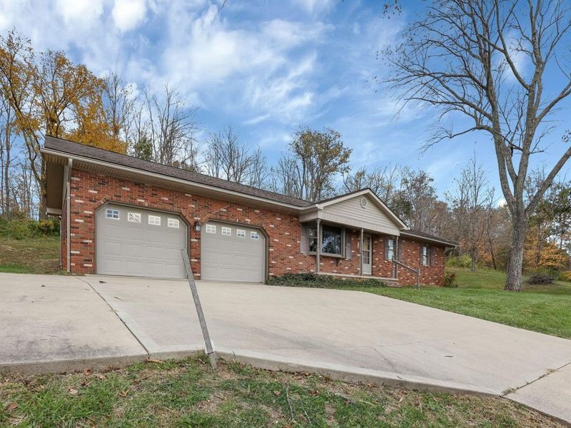 10217 County Road 550, Chillicothe, OH 45601 Photo 2