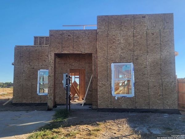 705 BLUEBEARD CT, Laredo, TX 78046