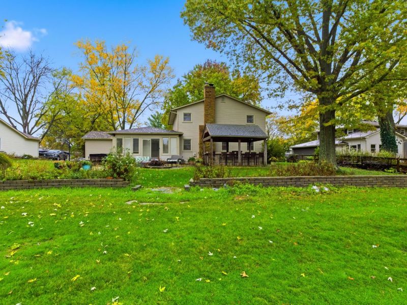 1539 Clubview Boulevard S, Columbus, OH 43235 Photo 12