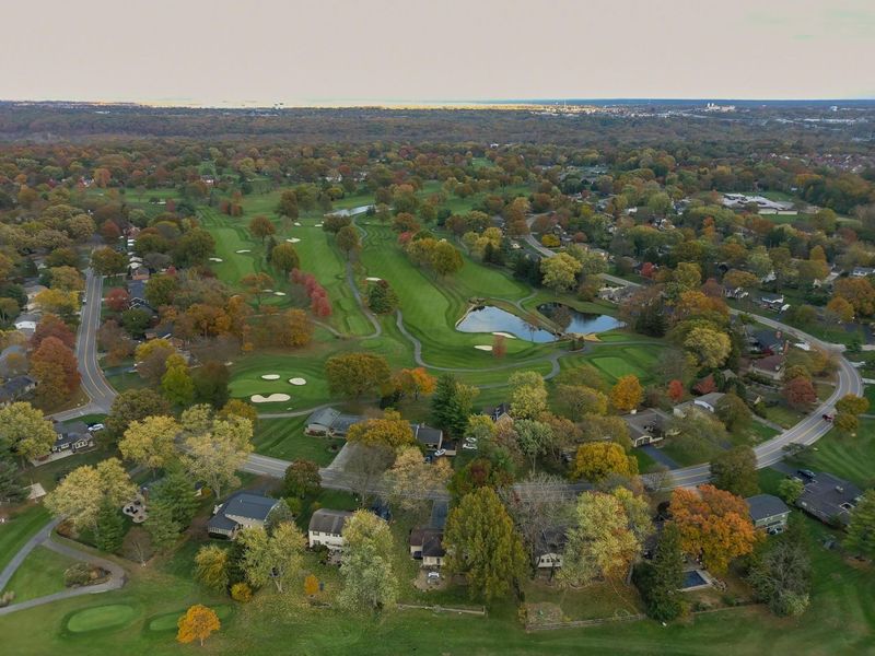 1539 Clubview Boulevard S, Columbus, OH 43235 Photo 22