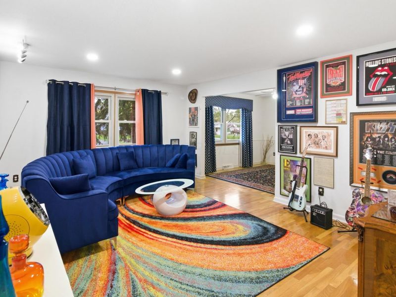 1539 Clubview Boulevard S, Columbus, OH 43235 Photo 28