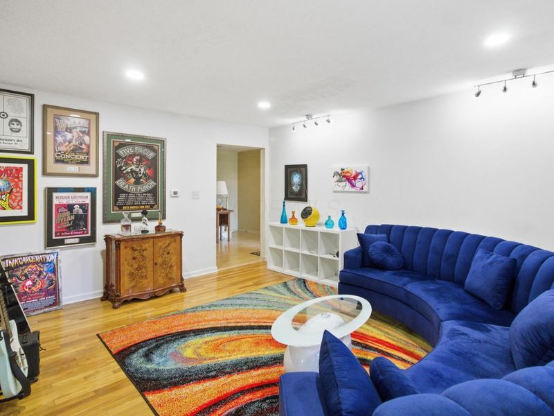 1539 Clubview Boulevard S, Columbus, OH 43235 Photo 29