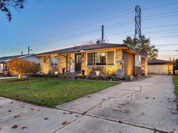 6800 55th Ave, Kenosha, WI 53142