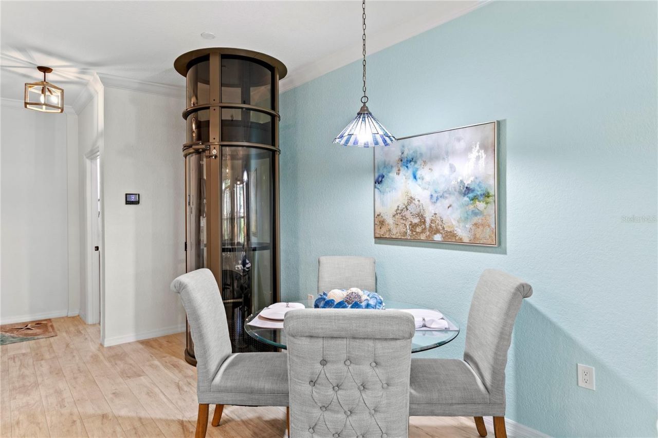 350 2nd Street N, Unit 6, Saint Petersburg, FL 33701 Photo