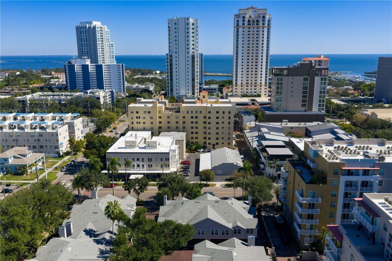 350 2nd Street N, Unit 6, Saint Petersburg, FL 33701 Photo