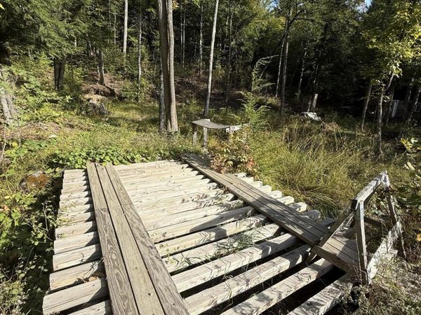 78 Cyrs Siding Road, Saint Albans, ME 04971