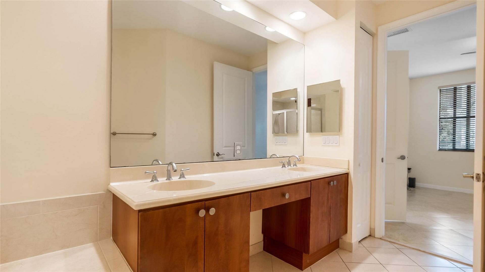 2925 NW 126th Avenue, Unit 224-1, Sunrise, FL 33323 Photo