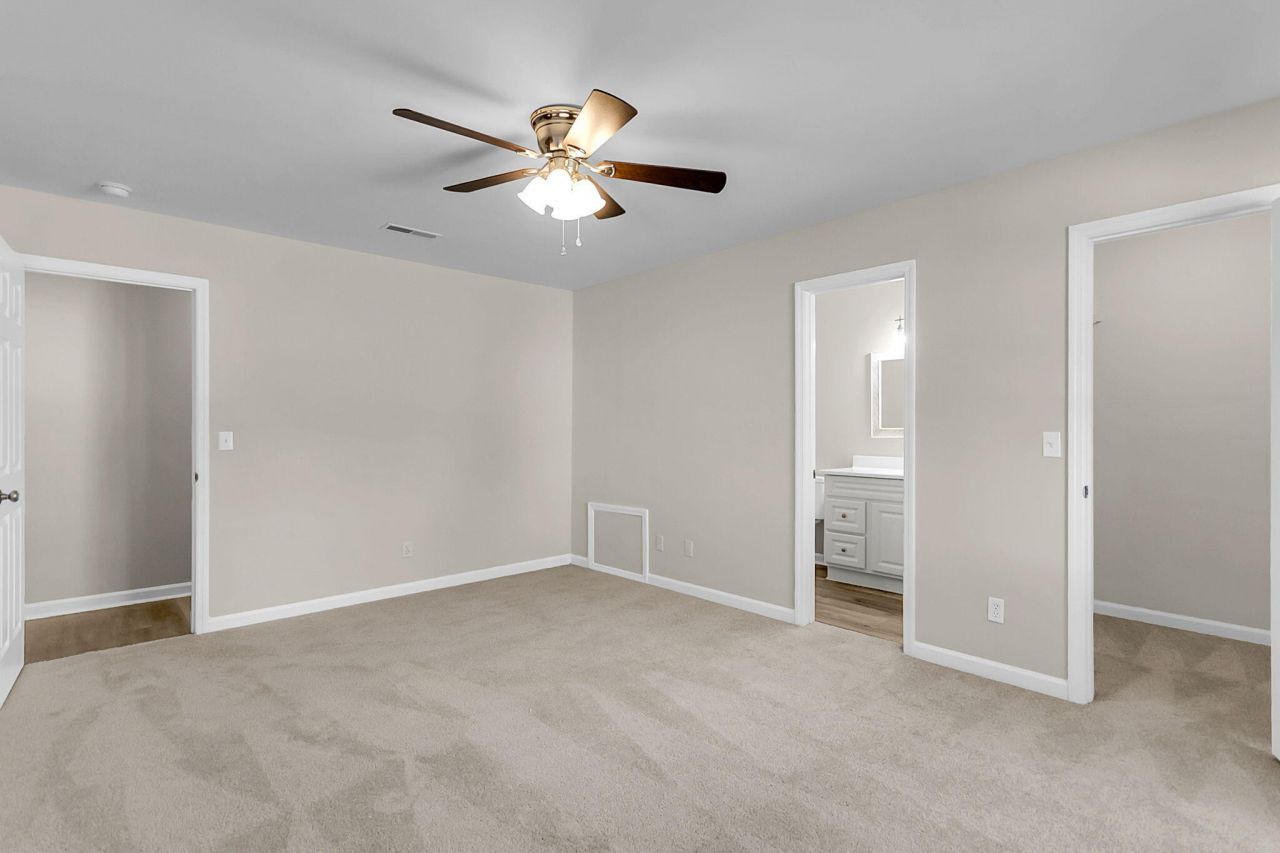 3100 Aspen Woods Lane Photo 13