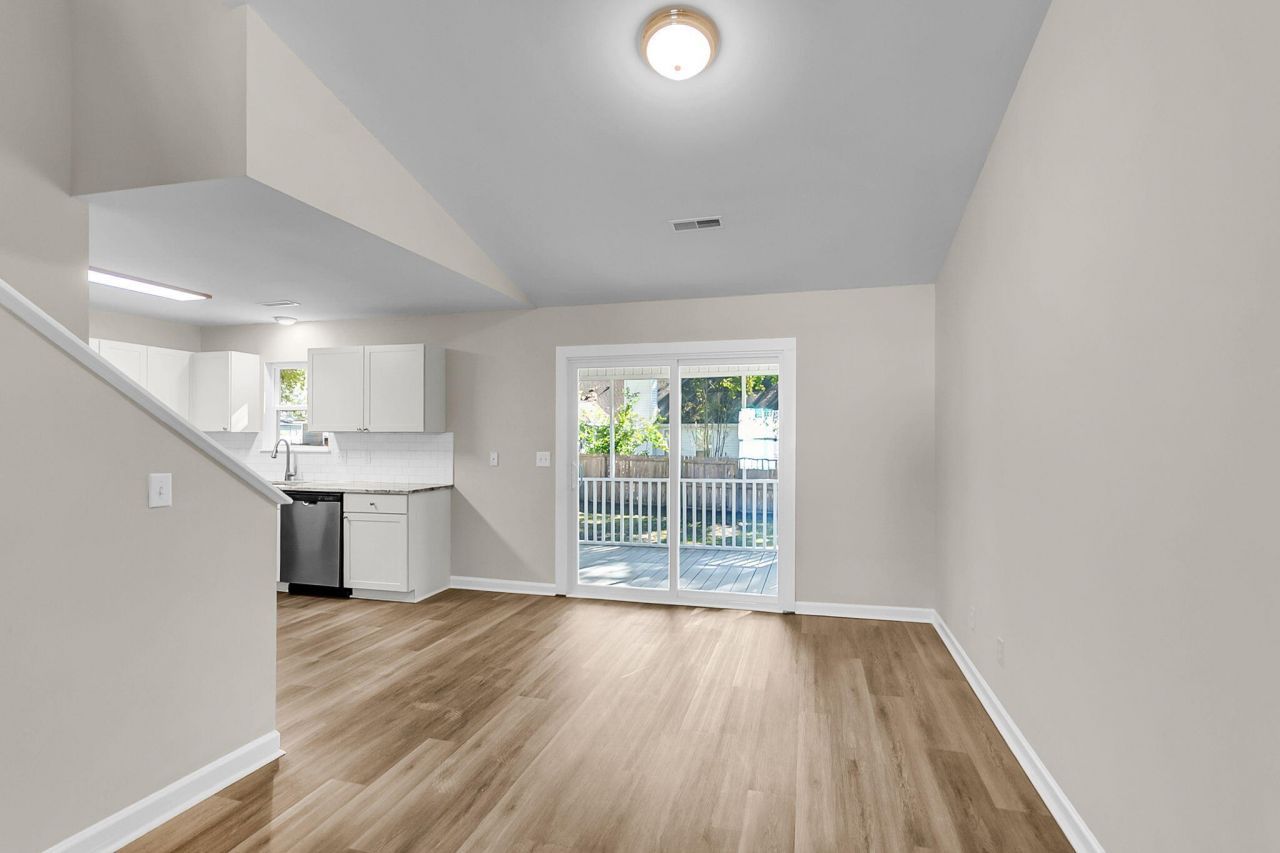 3100 Aspen Woods Lane Photo 7