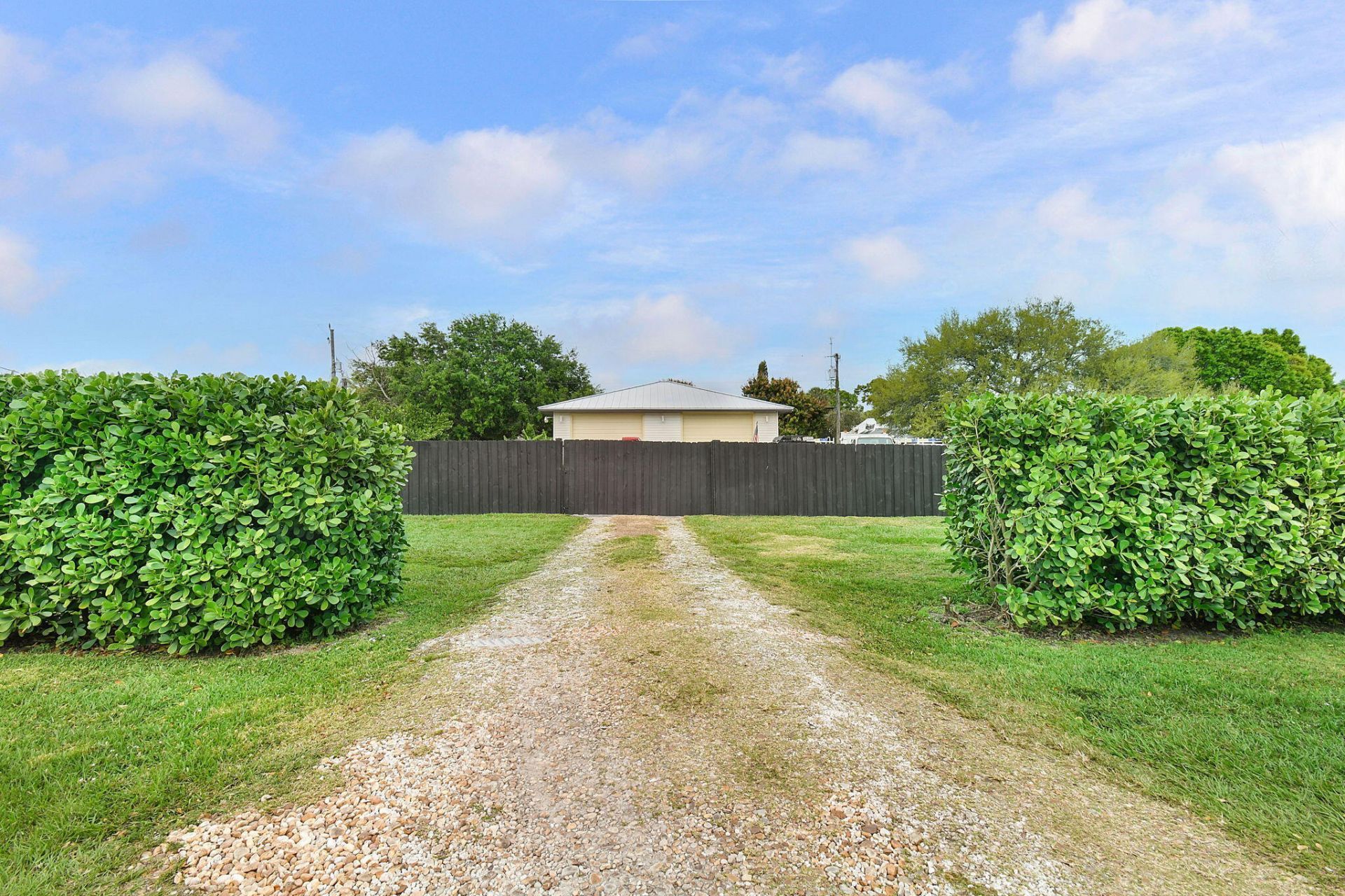 3504 Fontaneda Avenue, Fort Pierce, FL 34947 Photo