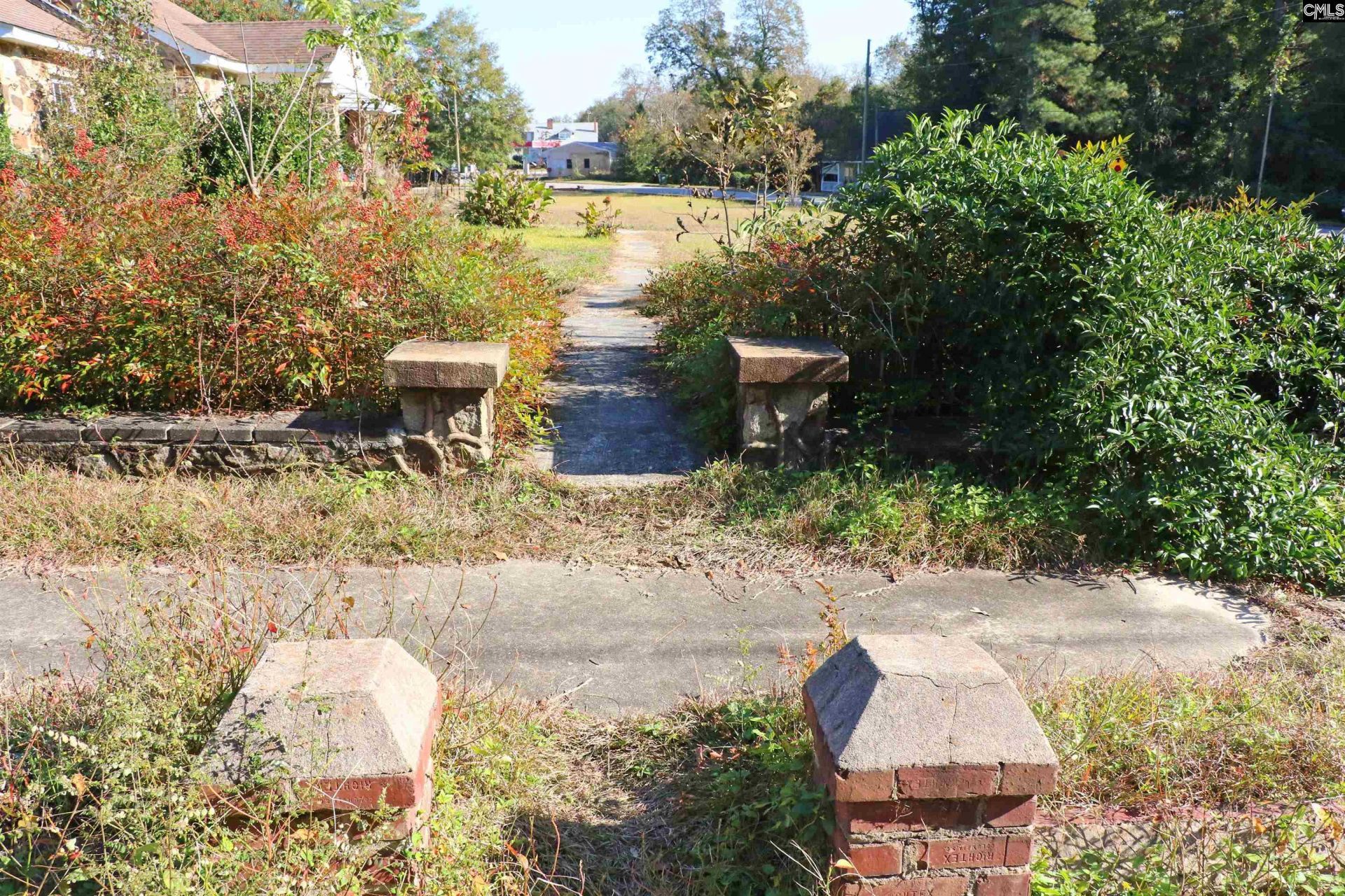 181 Louie Street Photo 18