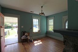 181 Louie Street photo 4