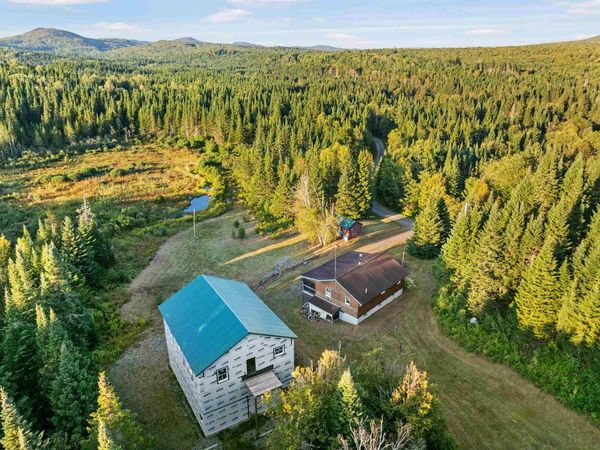 31 Beaver Brook Road, Pittsburg, NH 03592