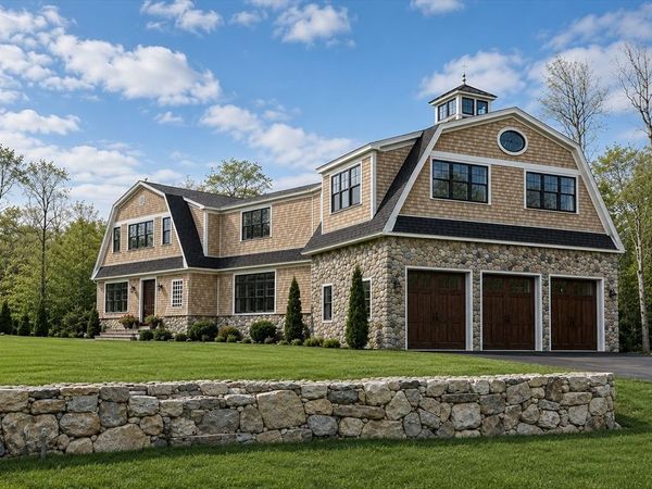 70 Mccallar Lane, Concord, MA 01742
