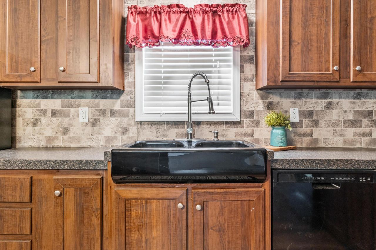 362 Zion Church Road Photo 11