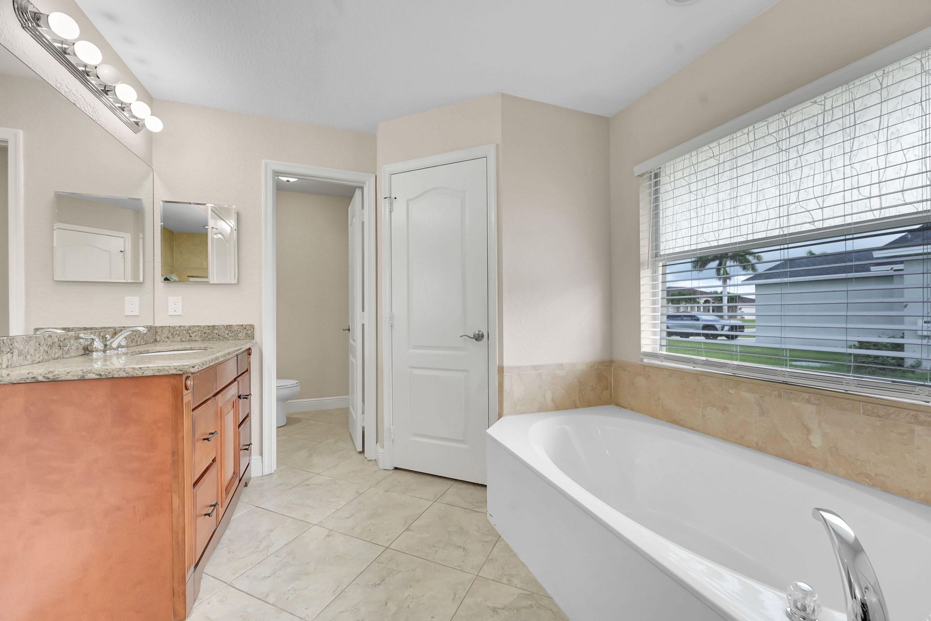 662 SW Jacoby Avenue, Port Saint Lucie, FL 34953 Photo