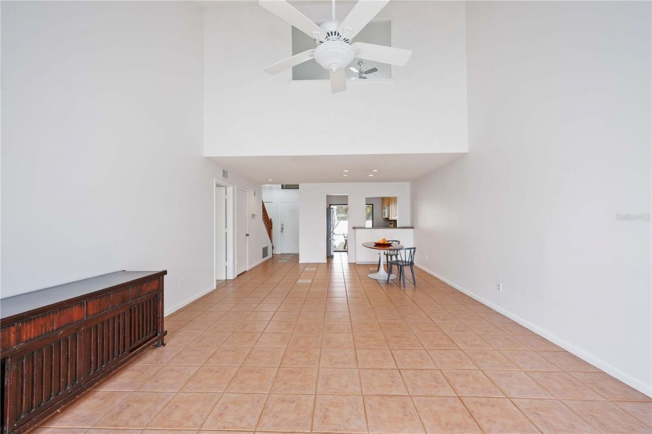 2767 Horseshoe Court, Unit Q-3, Sarasota, FL 34235 Photo