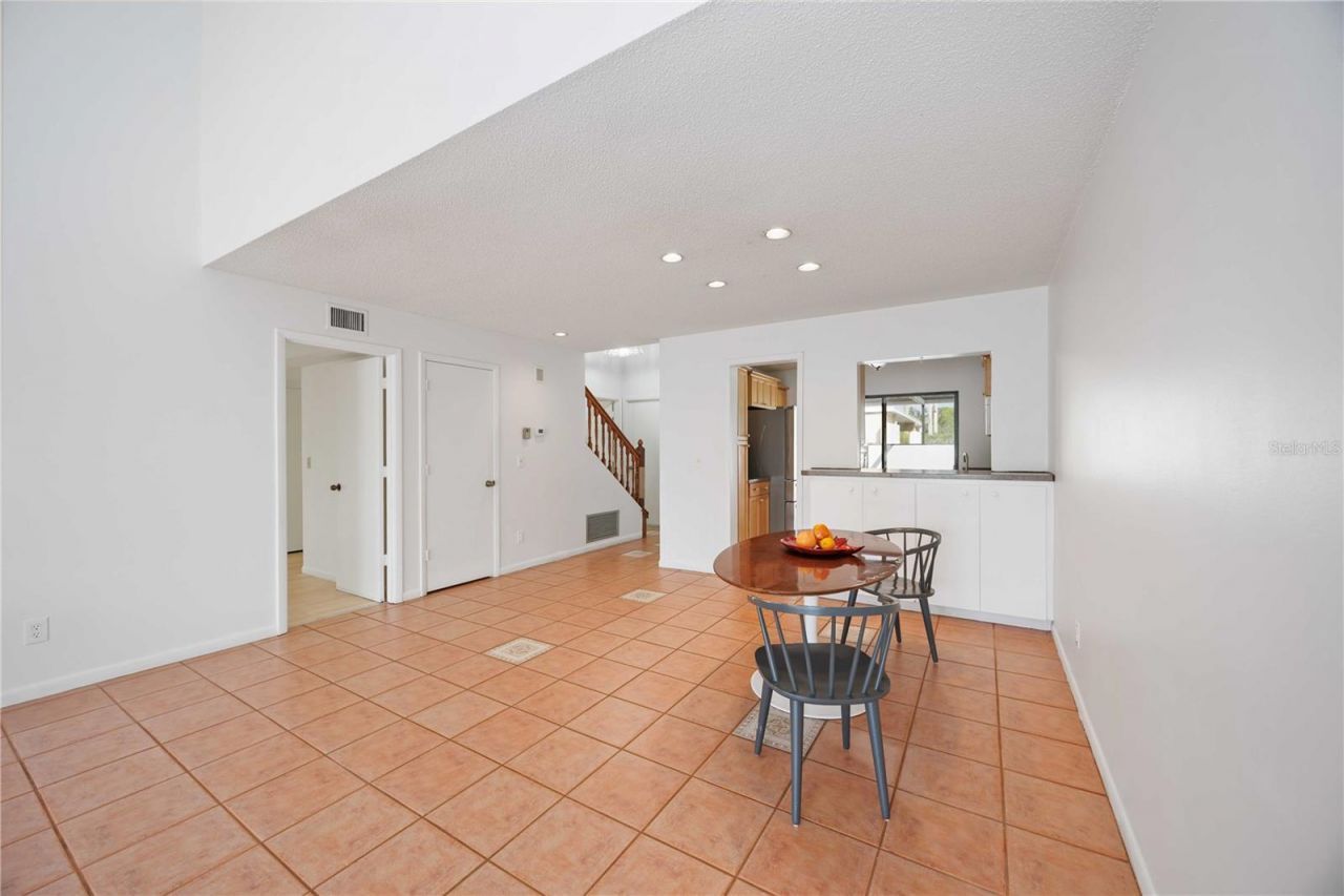 2767 Horseshoe Court, Unit Q-3, Sarasota, FL 34235 Photo