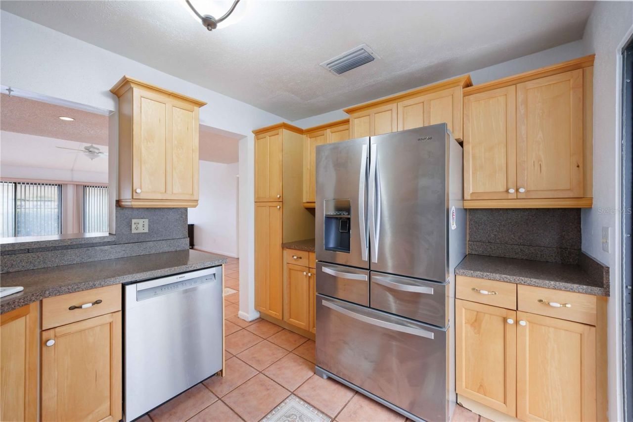 2767 Horseshoe Court, Unit Q-3, Sarasota, FL 34235 Photo