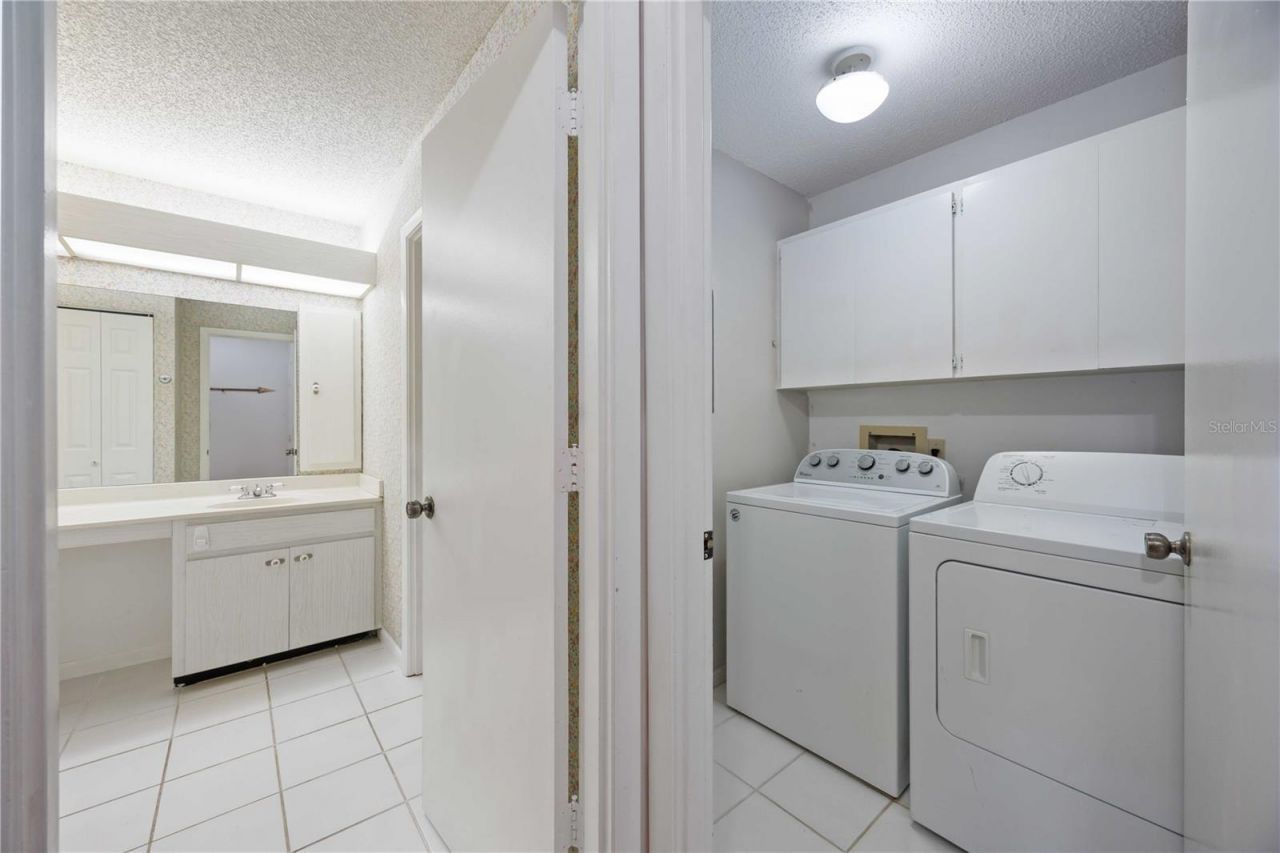 2767 Horseshoe Court, Unit Q-3, Sarasota, FL 34235 Photo