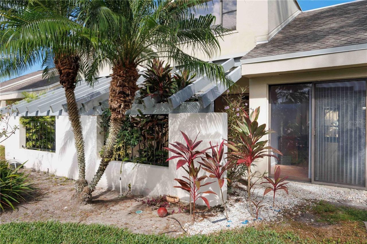 2767 Horseshoe Court, Unit Q-3, Sarasota, FL 34235 Photo