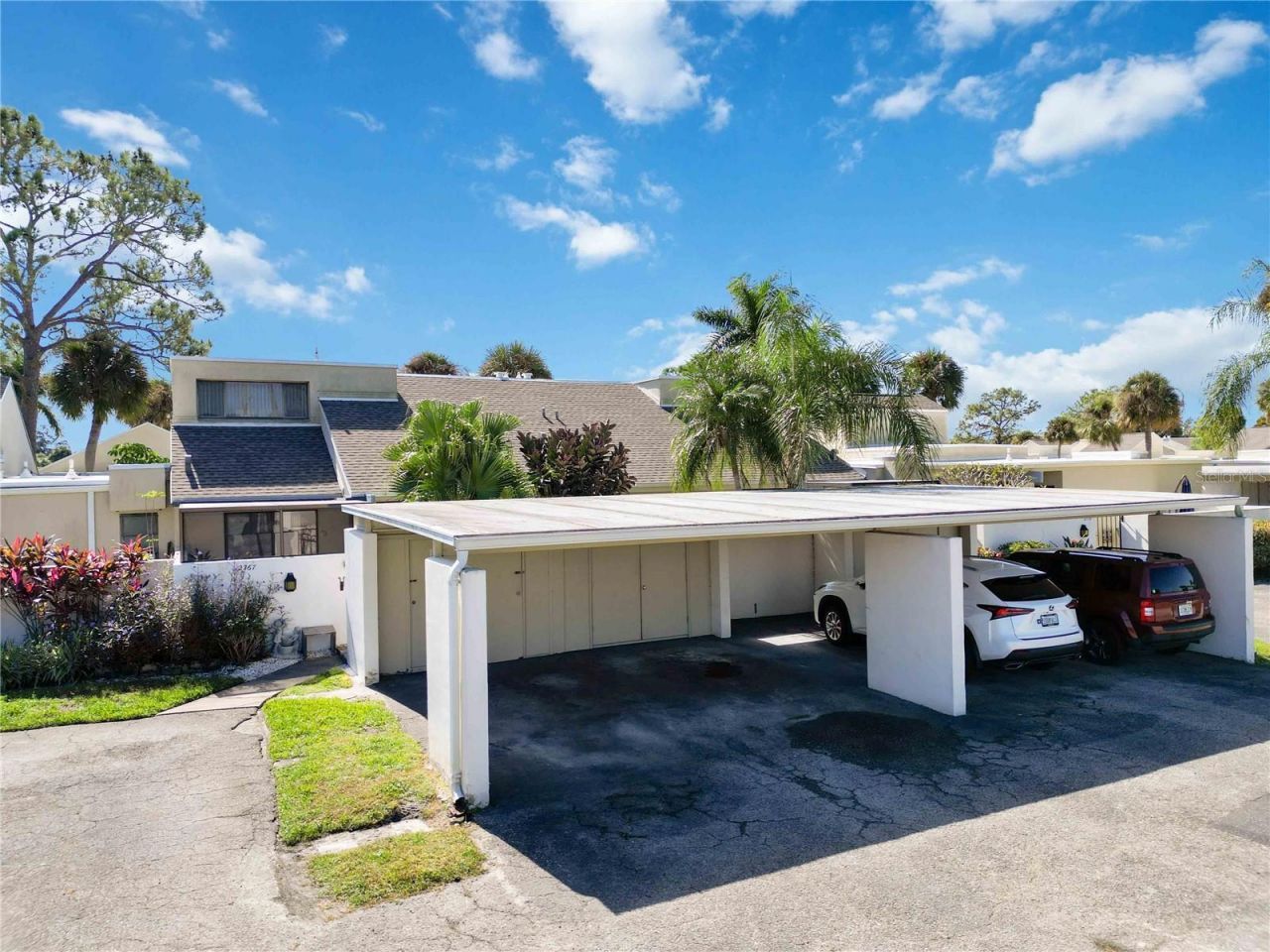 2767 Horseshoe Court, Unit Q-3, Sarasota, FL 34235 Photo