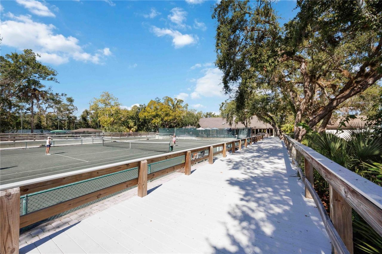 2767 Horseshoe Court, Unit Q-3, Sarasota, FL 34235 Photo