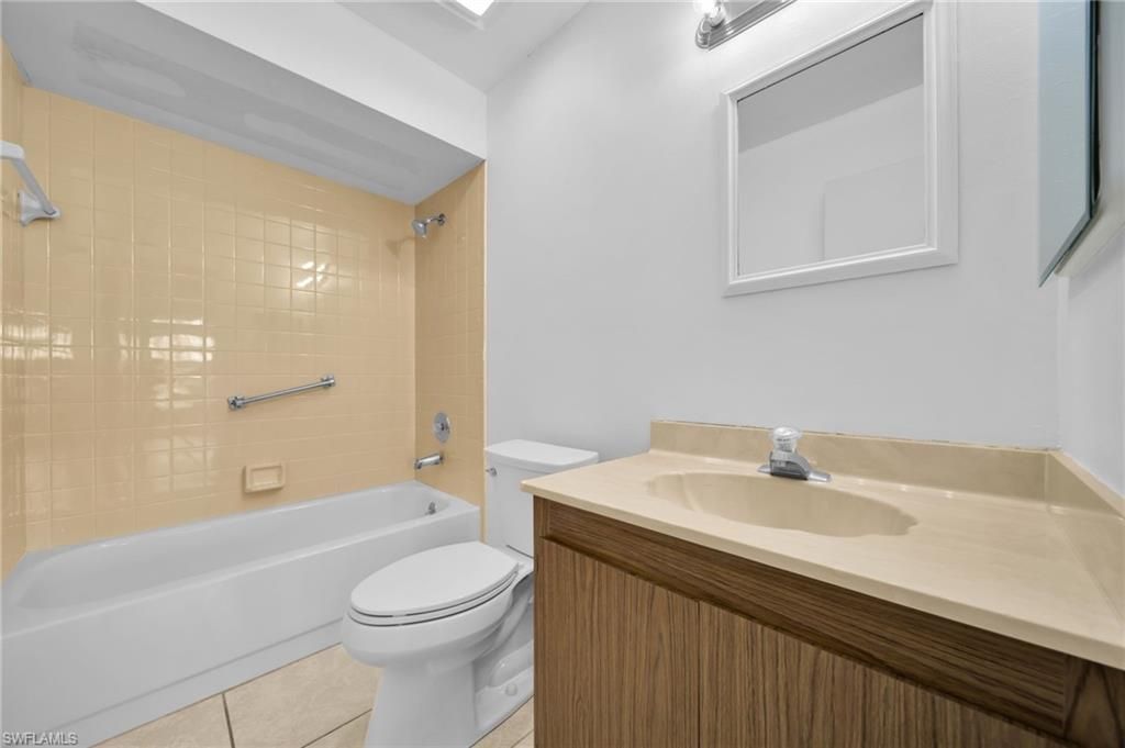 719 SE 12th Ave, Unit 106, Cape Coral, FL 33990 Photo