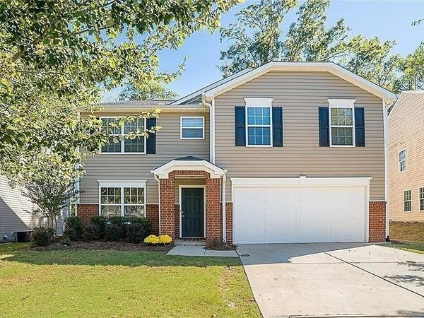 2950 Centerglen Lane , Cumming, GA 30040