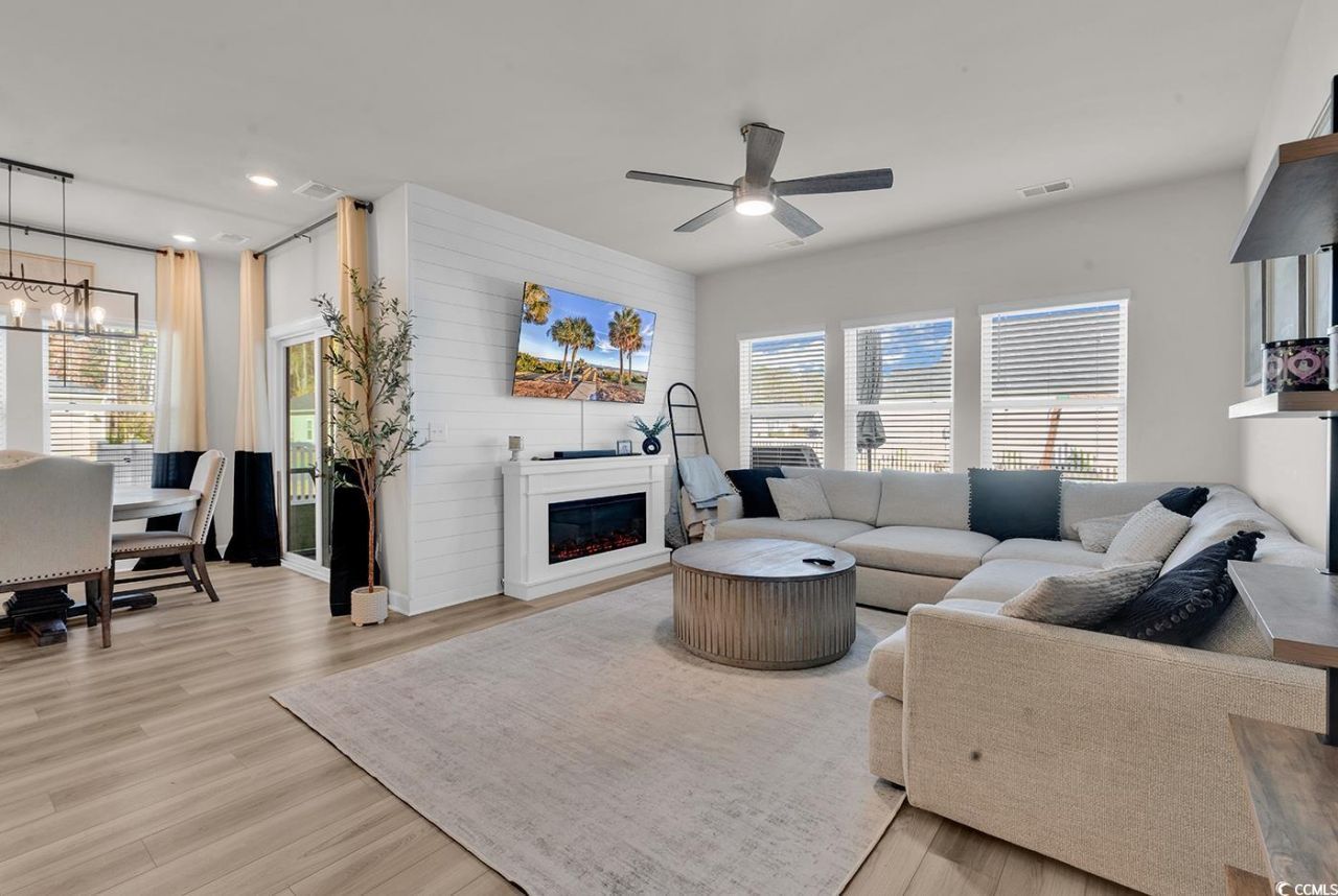 901 Maya Layne Dr. Photo 16