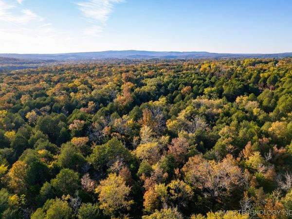 80 E 1000 Road, Muldrow, OK 74948