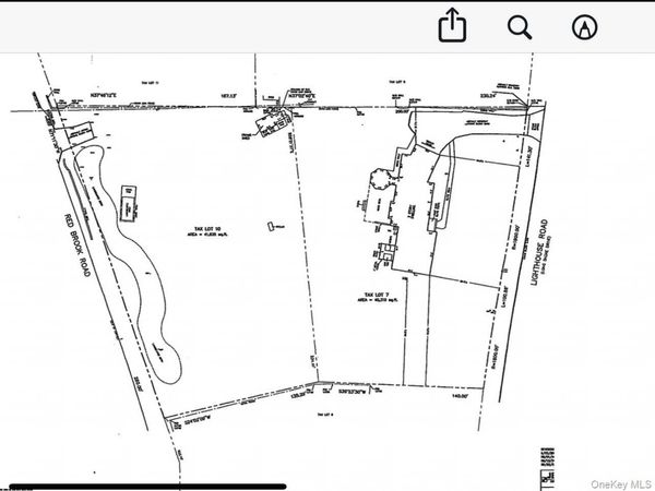 18 LIGHTHOUSE Road, Great Neck, NY 11024