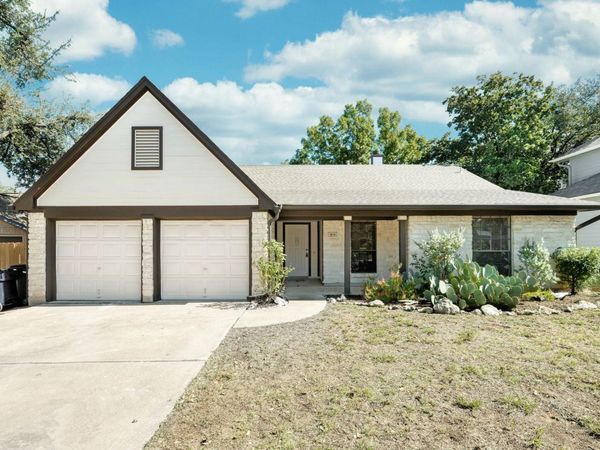 1810 Parkwood DR, Leander, TX 78641