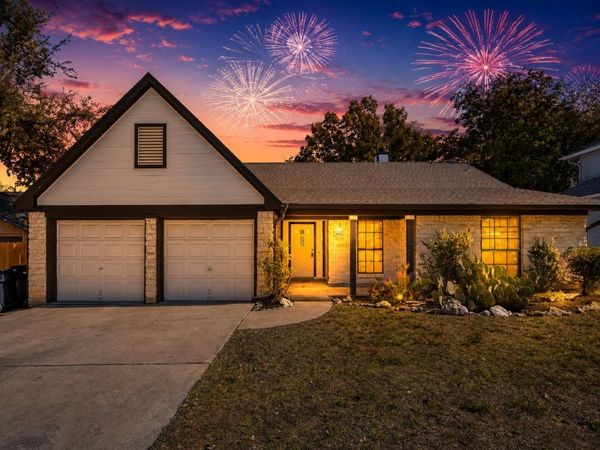 1810 Parkwood DR, Leander, TX 78641