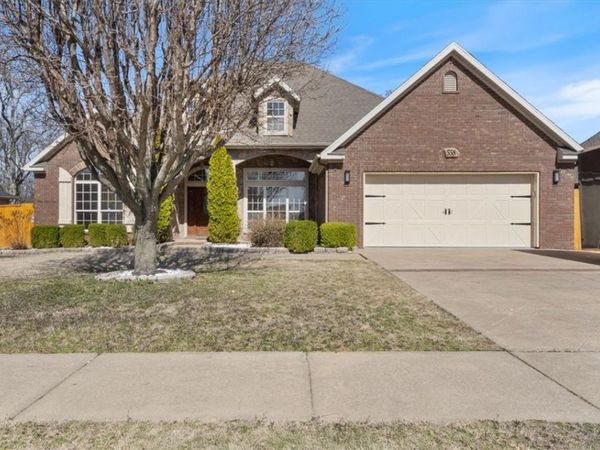 558 Amethyst Avenue, Springdale, AR 72764