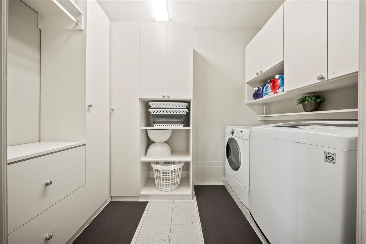 5558 Brookline Drive, Orlando, FL 32819 Photo