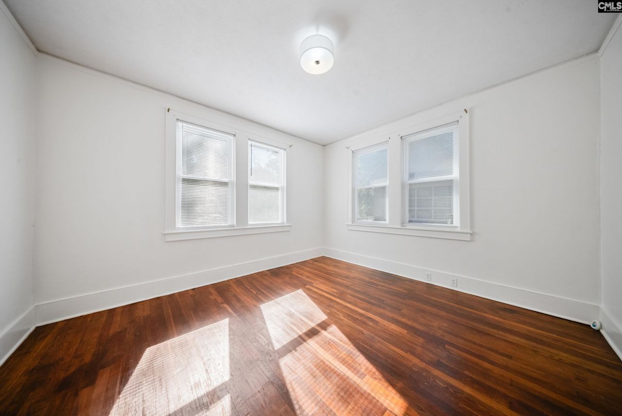 709 Sunset Drive Photo 21