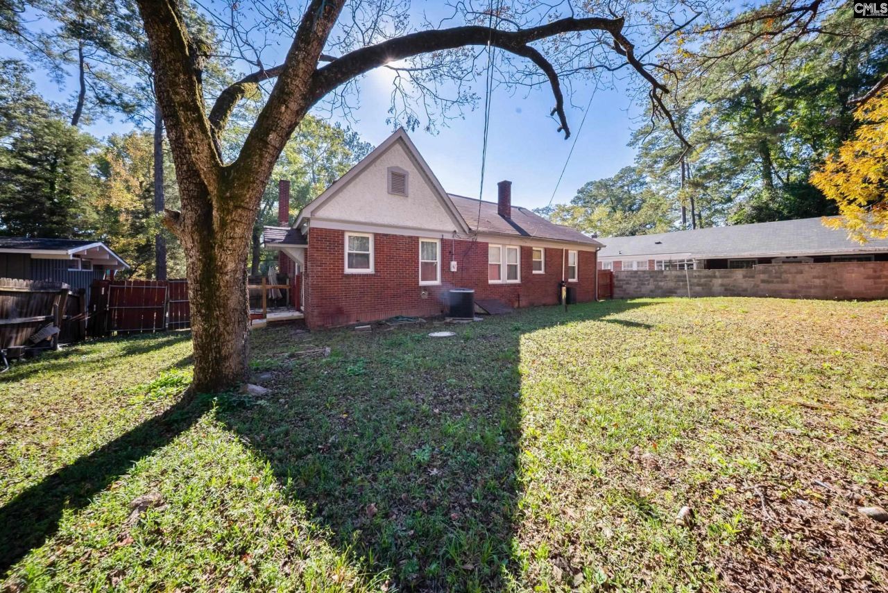 709 Sunset Drive Photo 23