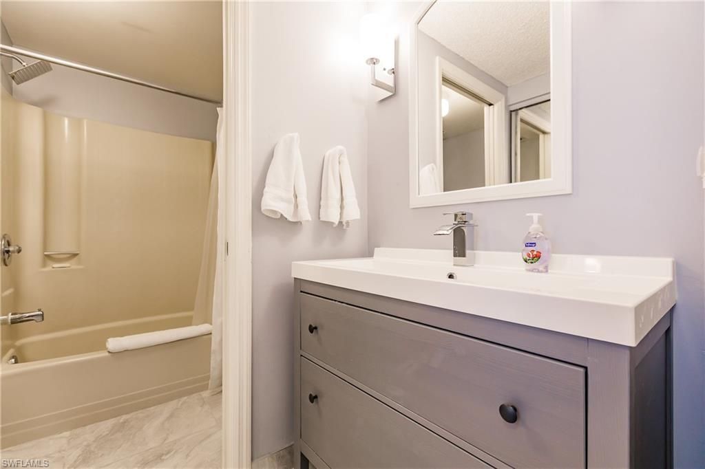 64 4th St, Unit A208, Bonita Springs, FL 34134 Photo