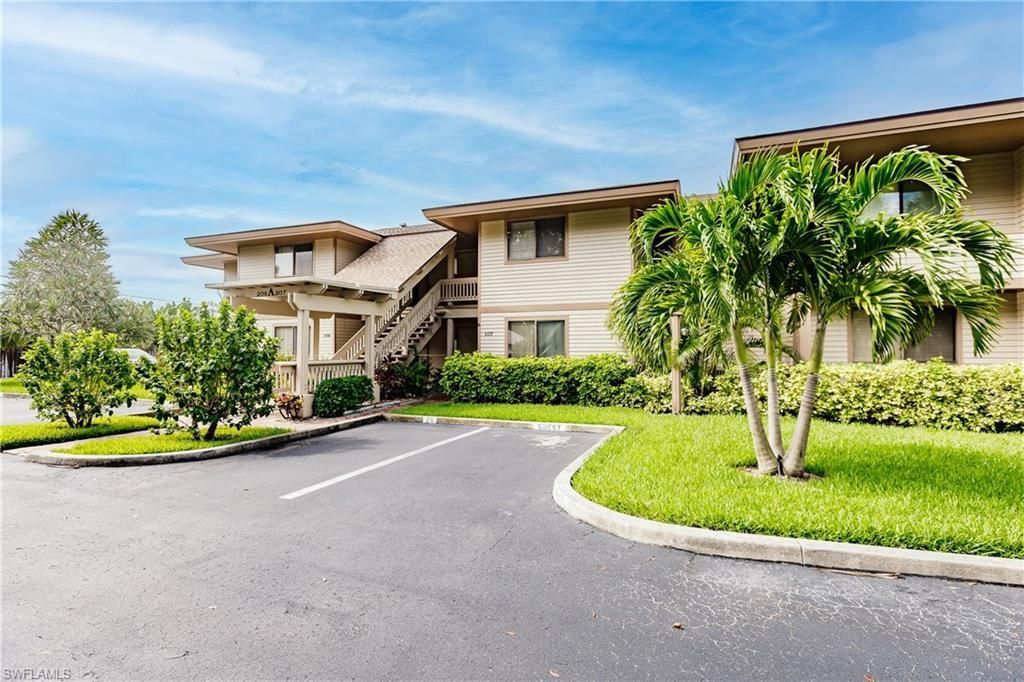 64 4th St, Unit A208, Bonita Springs, FL 34134 Photo