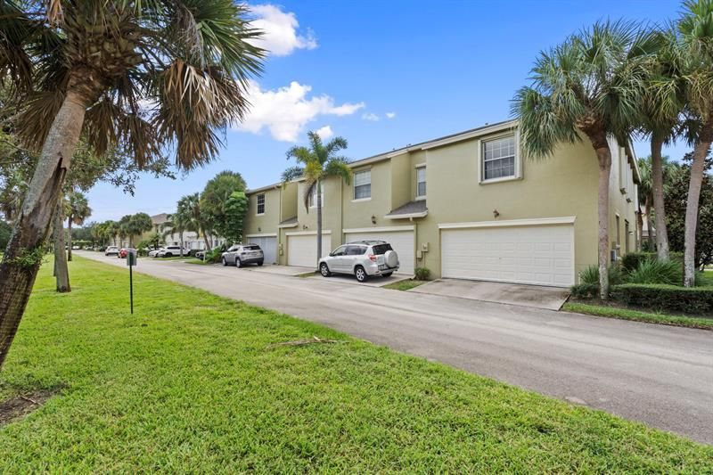 2125 SE Fern Park Drive, Port Saint Lucie, FL 34952 Photo