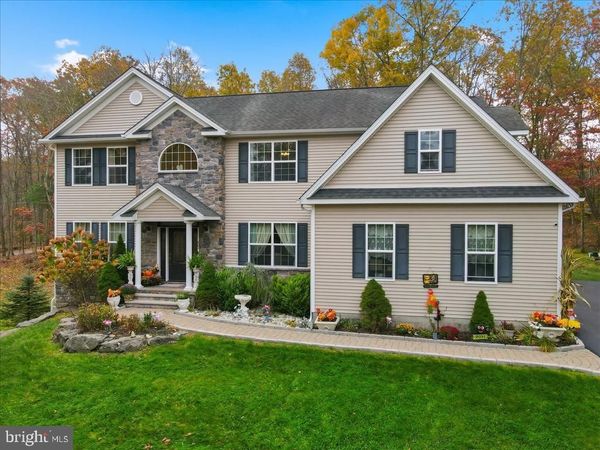 603 WASHINGTON CROSSING, EAST STROUDSBURG, PA 18301