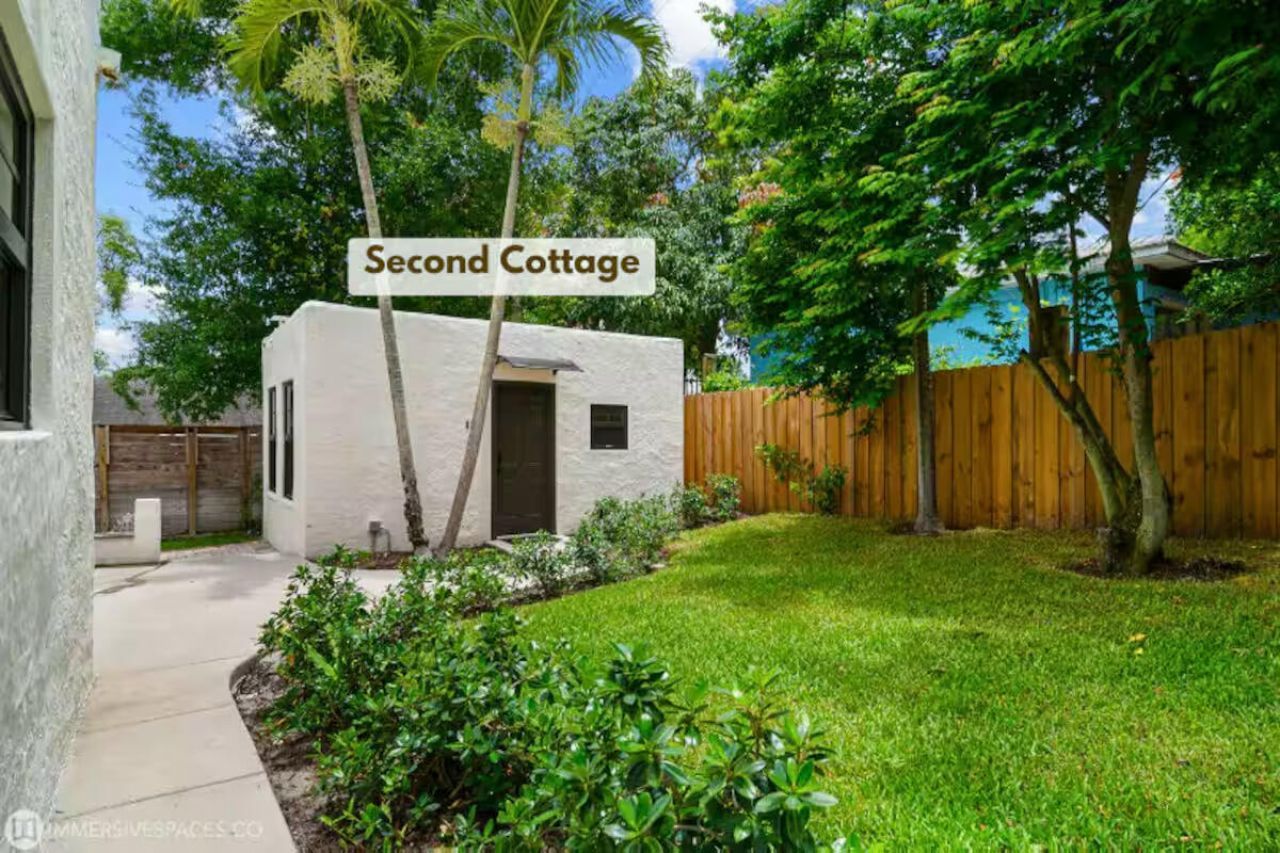 828 35th Street, West Palm Beach, FL 33407 Photo