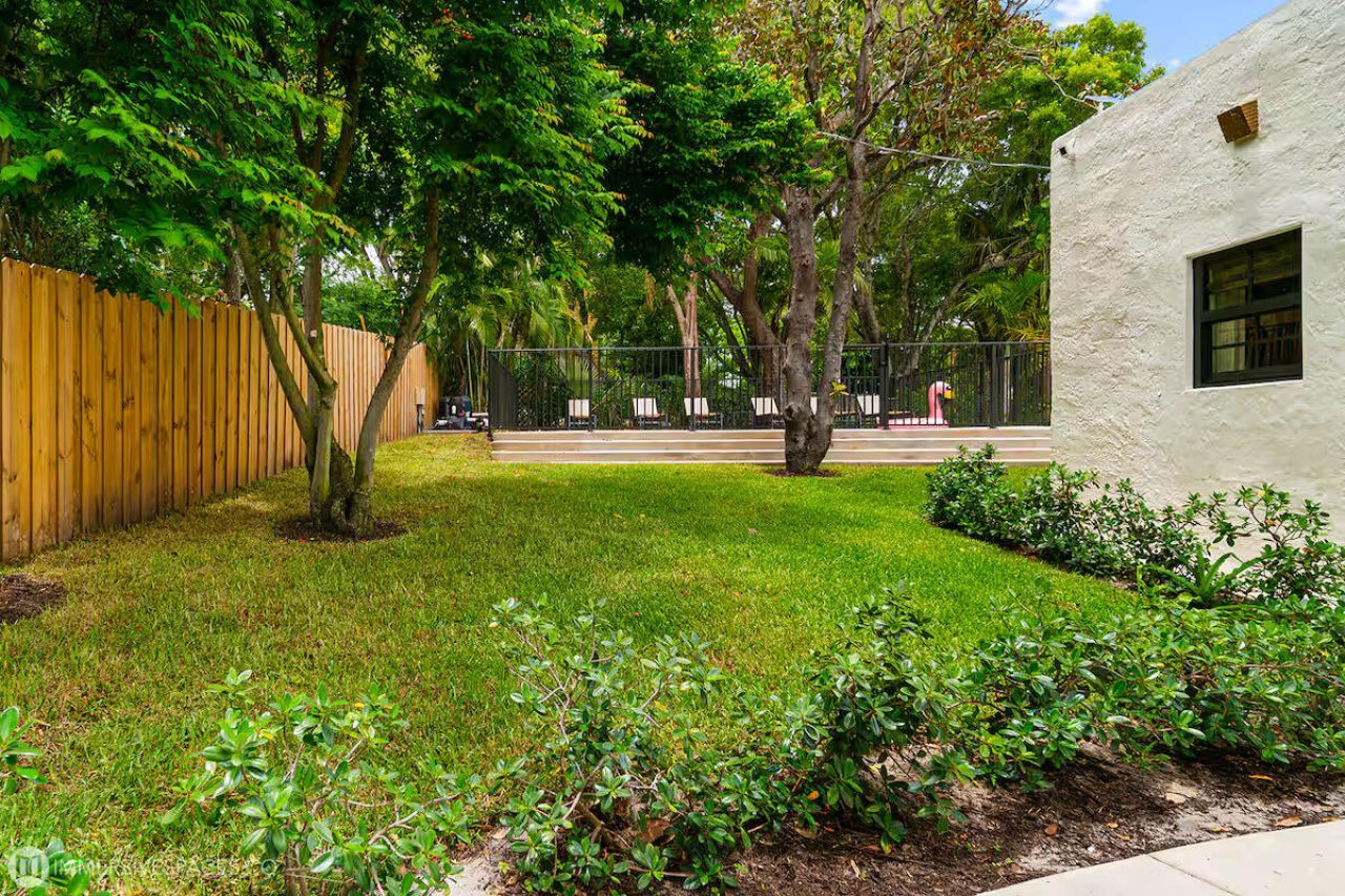 828 35th Street, West Palm Beach, FL 33407 Photo