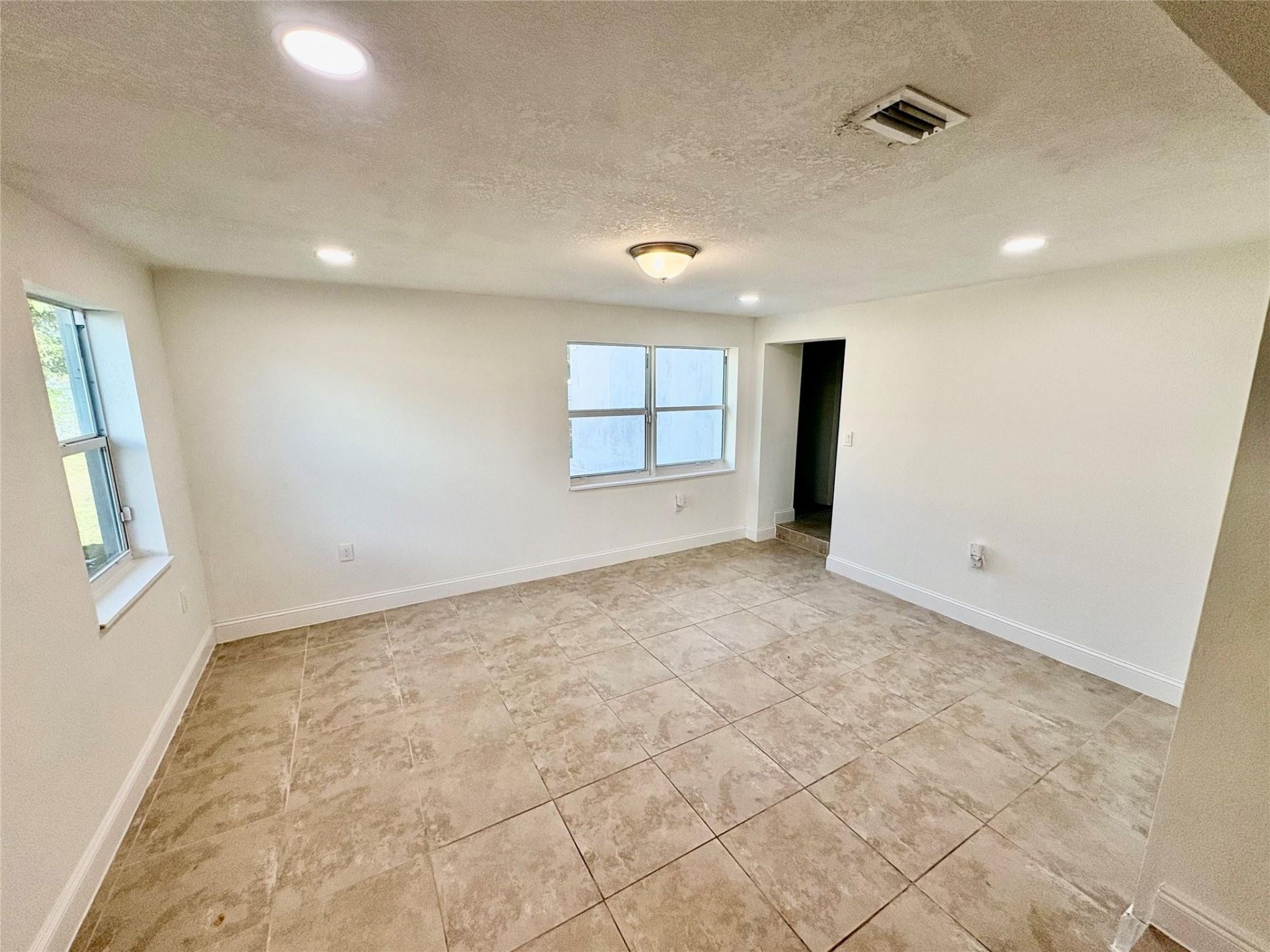 730 Arizona Avenue, Fort Lauderdale, FL 33312 Photo