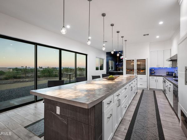 2974 W SUNRISE Drive, Laveen, AZ 85339