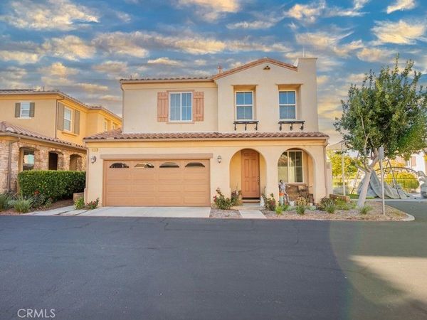 27117 Eden Court, Newhall, CA 91350