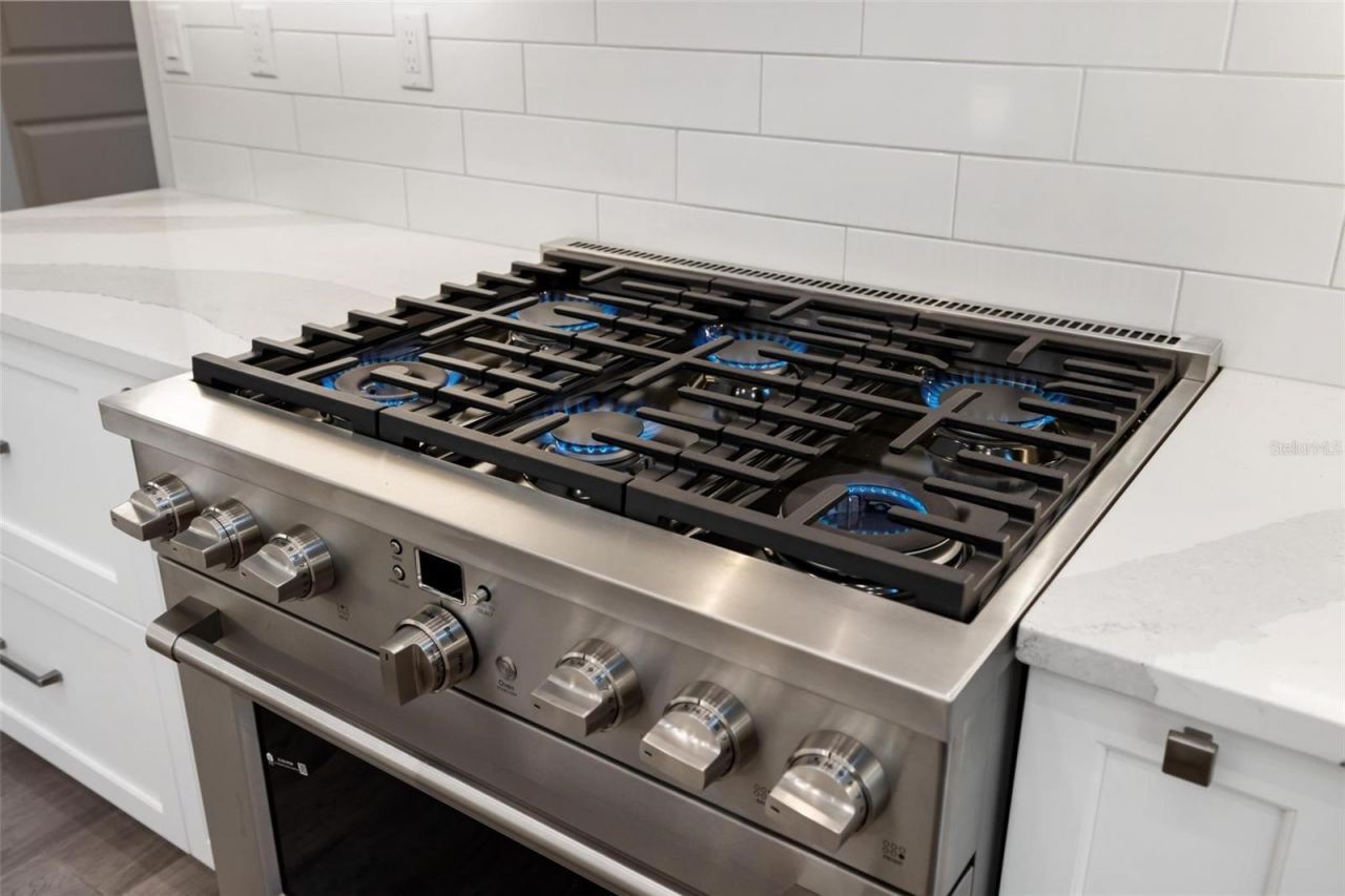 3512 Camino Real, Sarasota, FL 34239 Photo