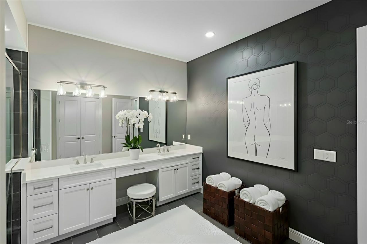 3512 Camino Real, Sarasota, FL 34239 Photo